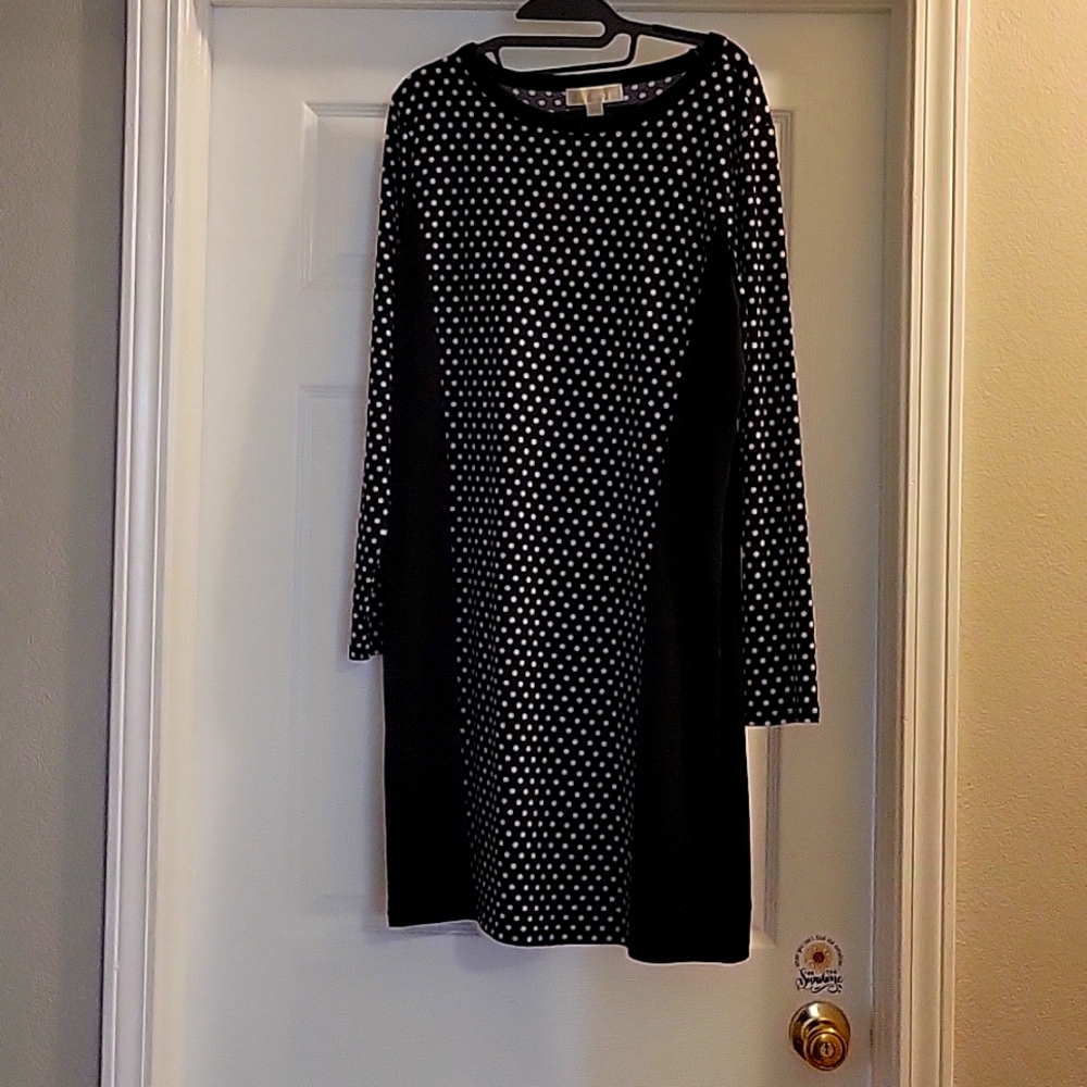 Michael Kors workday/evening mid length dress, white polka dot geometric